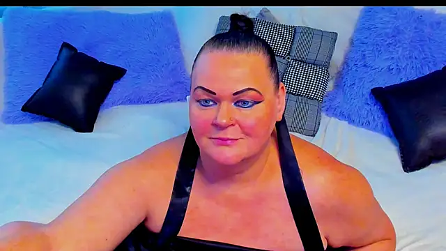 MilanaBiegert webcam