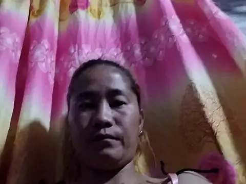 CreamyLhady_88 webcam