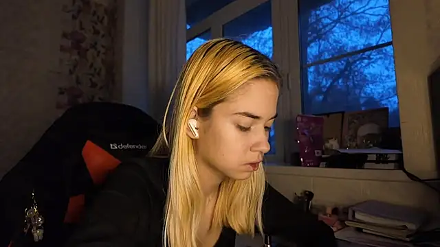 Witching_Moon webcam