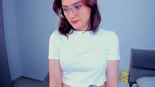 LorrieDegonia webcam