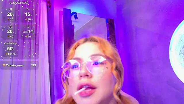 sussiestrawberry webcam