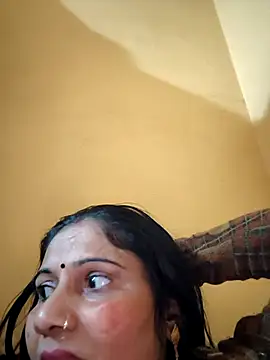 Rakhi99x webcam
