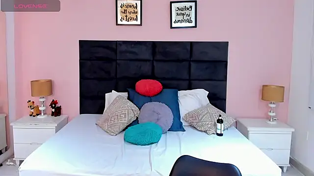 MadisonJenner webcam