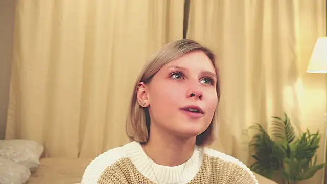 netavongsamphanh - NetaVongsamphanh's free webcam - UK Sex Cams