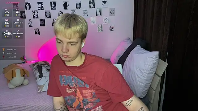 olivertasty (M twink) - show soft cock