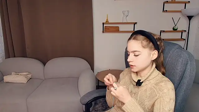 FairrryBluuum webcam stripchat model stream image