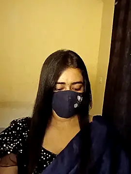 Quinn_SAHIBAA webcam