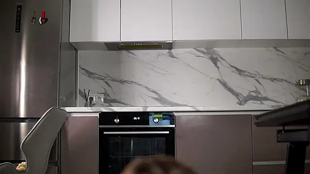 LucieNovembre webcam