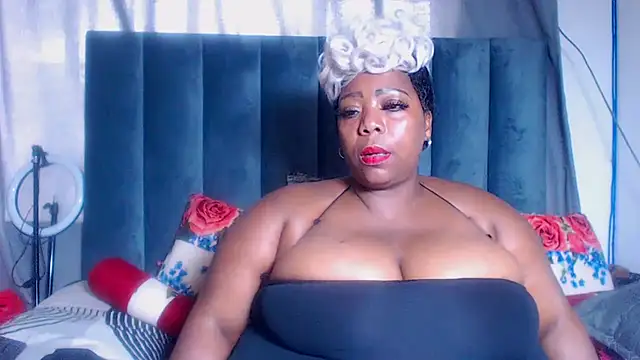 bustywendyxxx47 (F milf) - help me to reach my goal