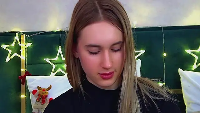 VictoriaHopsons webcam