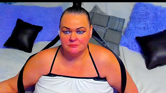 MilanaBiegert webcam