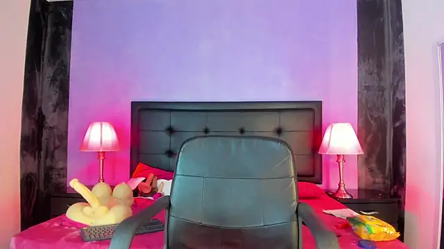 MaduraLuciana webcam