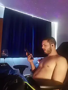 EyesNeverLies webcam