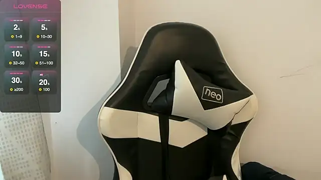 BustyKellyXXX webcam