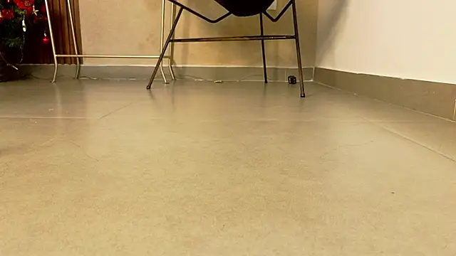 Sharlotte_Milk webcam