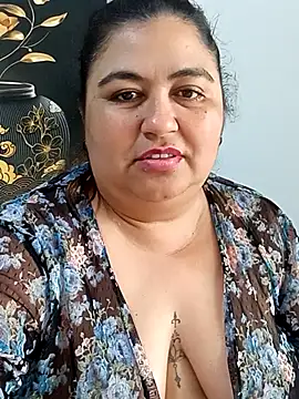 curvy_diva_ (F milf) - finger in my ass + photo sexi