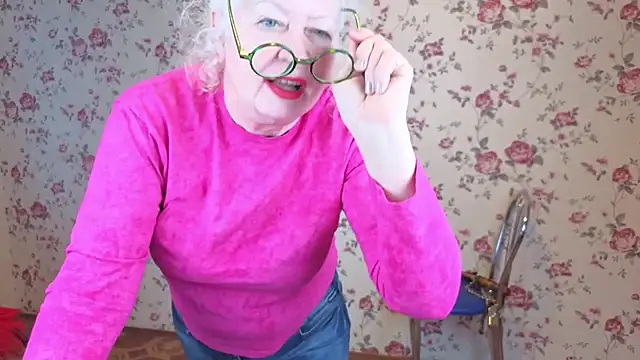 Maya_Mayflower webcam