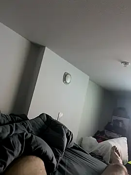 Pikachucums4u webcam