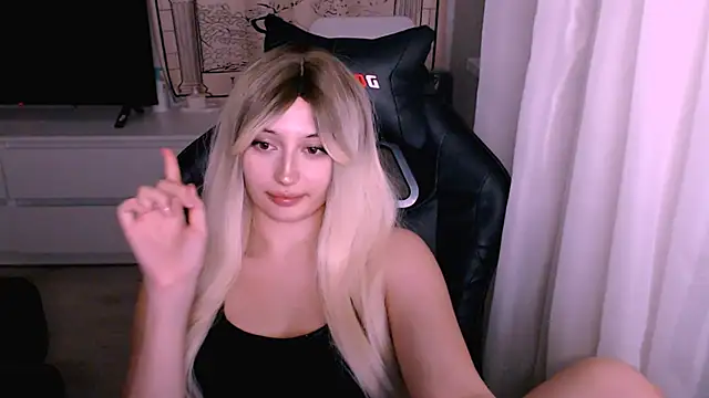 beauty_blonde webcam