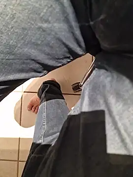 Lorent6969 live cam screenshot male on LiveWebCameras – Live Webcams & Video Chat