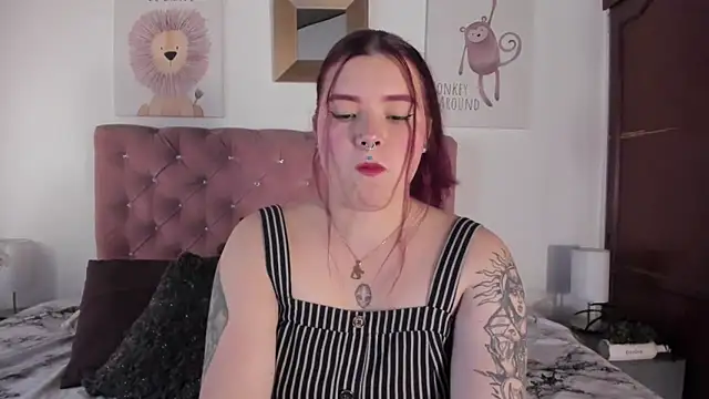 CelessteRedds webcam