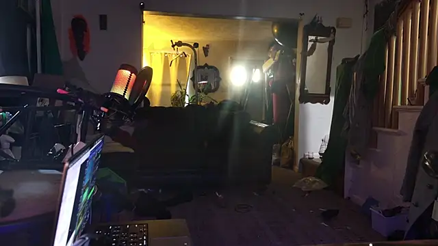 MasterDaddyCool webcam