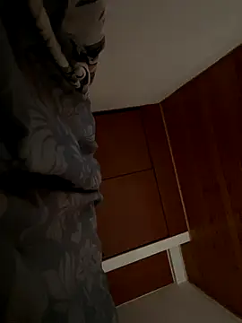 Michaell_Spinelly webcam