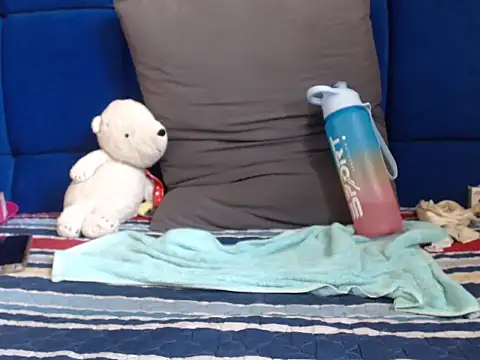 petite_doll20 (F young) - lets enjoy fantasties