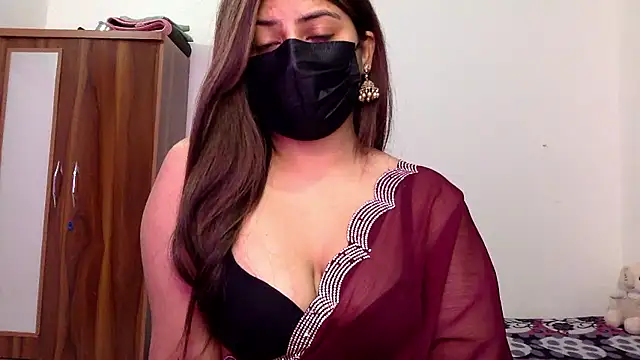 Hot-Shivangi webcam