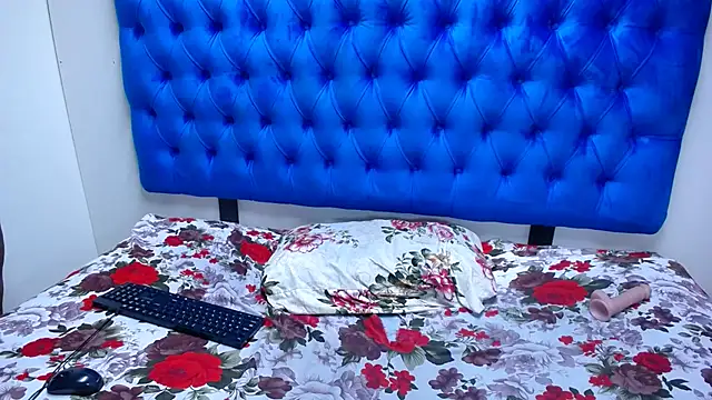 Amberdiamondmmm webcam