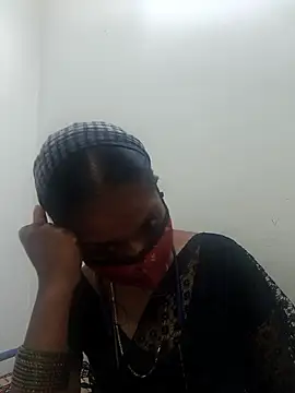 Tamil_Yalini12 webcam