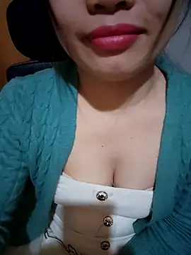 Meoweo_23 webcam