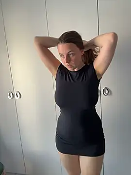 TenderLaGlamor webcam