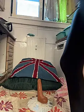 Squirt-Fuck-Queen webcam