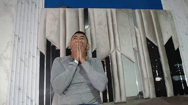 Morganandmegan webcam