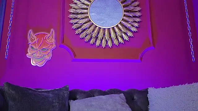 Julieta_Russell webcam