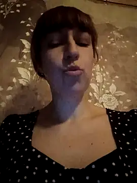 Webcam Model (Calibers2932)  is live.Free join now!