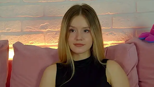 MilanaBalmain webcam