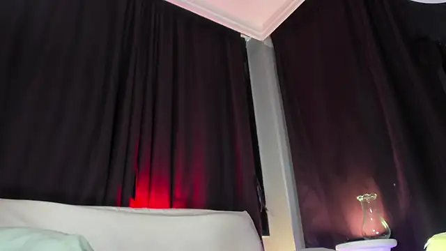 colstorw_ (M twink) - play with your ass toy