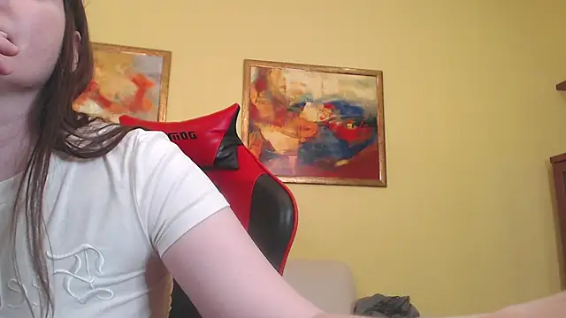 Agness_sweet live cam screenshot female on WhoFuck.me — Live Sex Chat & Hookups