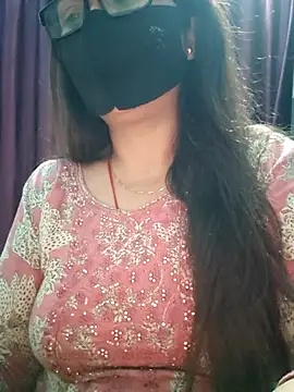 Aishwaryaa_69 webcam