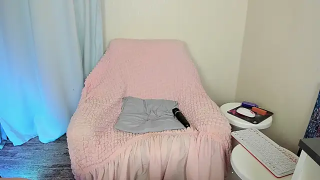 katecrystal7 - KateCrystal7's free webcam - UK Sex Cams