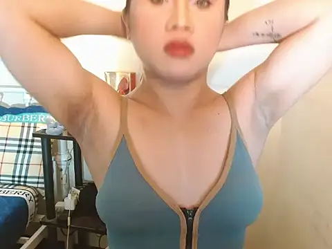 justinebigcum - JustineBIGCUM's free webcam - UK Sex Cams