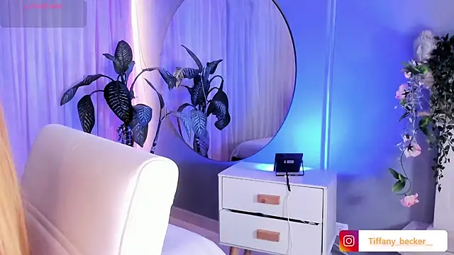 tiffany_becker webcam