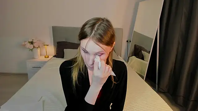 effieminki - EffieMinki's free webcam