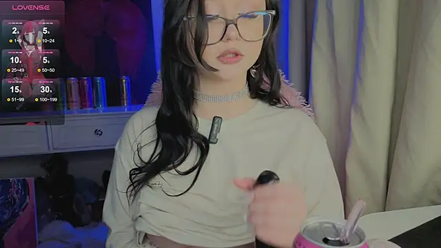 hornyprincess19 (F young) - control toys 3min