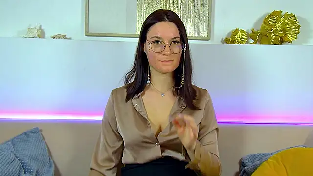 VictoriaArdern webcam