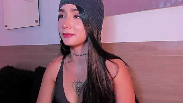 Katta_Martini_ webcam stripchat model stream image