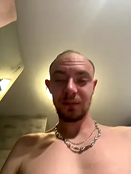 crevette311 - Crevette311's free webcam