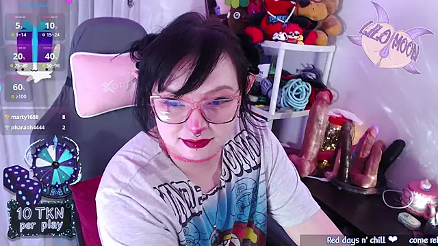 LiloMoon69 webcam